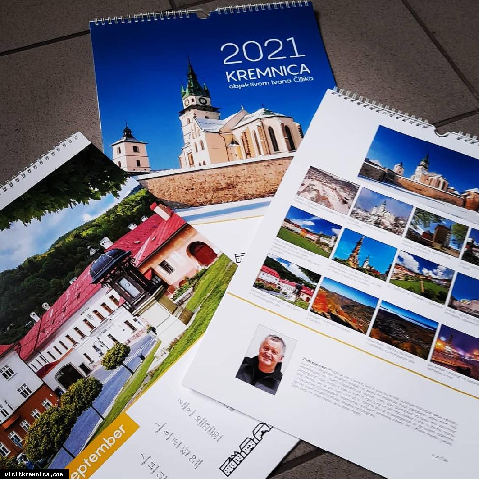 Nástenný kalendár na rok 2021